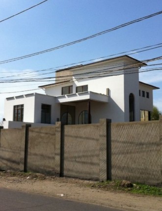 Продам новый дом. 
Расположен на 8 сотках земли по улице Костанди. 
Площадь дома. Киевский. фото 2