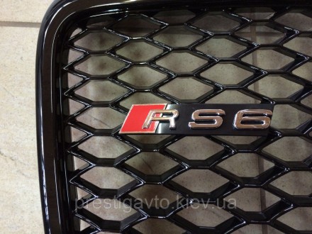 Решетка радиатора Audi A6 в кузове С6 (2008-2012) годов выпуска - черная и шильд. . фото 5