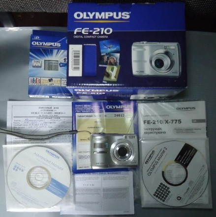 Цифровая фотокамера OLYMPUS FE-210, 7.1 мегапикселей, встроенная память, карта п. . фото 2