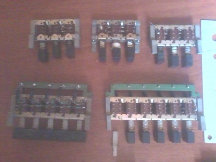 Все переключатели, тумблер и переменные резисторы частотомера Ч3-57 (комплект), . . фото 3