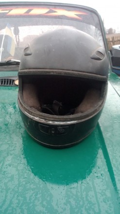 Нету защитного стекла немного потёртостей на шлему для полиции специальный жест . . фото 3