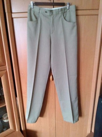 брюки в хорошем состоянии, классические светлые (для молоденького стройного мужч. . фото 2