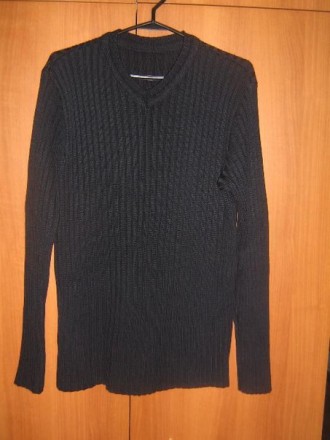 Продам мужской свитерок,темного синего цвета,состояние отличное,замеры по запрос. . фото 2