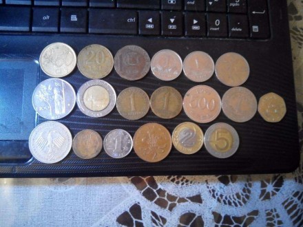 Продам разные иностранные монеты за все 600 по отдельности спрашивайте.. . фото 2