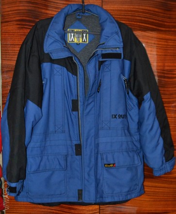 Мужская зимняя куртка, цвет синий, размер 54- 56, плечи 60 см, длина 80 см, длин. . фото 2