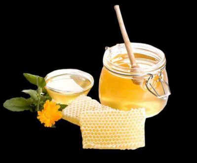 Продам свіжо-викачаний мед 2016 року як оптом, так і в роздріб. 

Мед без цукр. . фото 3