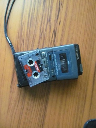 Диктофон на микрокассете Aiwa TP-M500. Исправный. Есть потертости корпуса. Питан. . фото 5