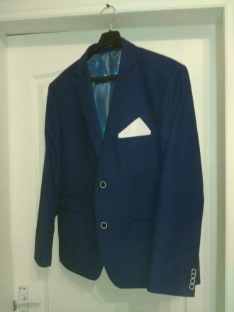 Продам костюм синего цвета на выпускной вечер в отличном состоянии.Одевался один. . фото 3