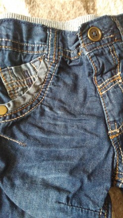 Штаны джинсовые для малыша от 0-3  мес. мягкие , удобные , на поясе и ножках рез. . фото 2