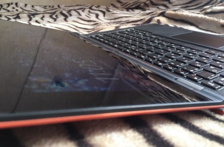 Lenovo IdeaPad Yoga - ноутбук-трансформер c поворачивающимся на 360 градусов дис. . фото 5