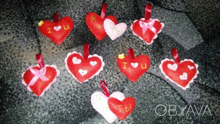 Мягкие брелки сердечки -признание. Брелки с двумя сердечками (красным и розовым). . фото 1