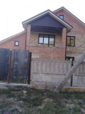 Продам добротный дом из экологически чистого материала (крымский ракушняк + кирп. . фото 2