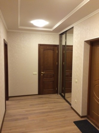 Сдается в аренду на длительный период 3-х комнатная квартира на Лебедева-Кумача,. . фото 11