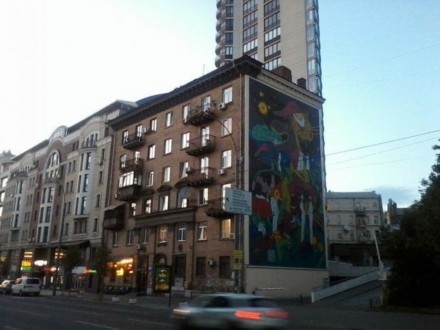 Трехкомнатная квартира на Саксаганского 118, предпоследний дом до Площади Победы. . фото 2
