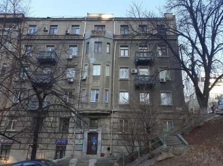 Продаю 5 комнатную квартиру на Богдана Хмельницкого 78 на 5/5 этажного дома с ли. . фото 2
