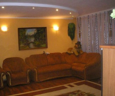 Продам 2-х комнатную квартиру с АГВ р-н 5/5 
- автономное отопление 
- окна мета. . фото 2