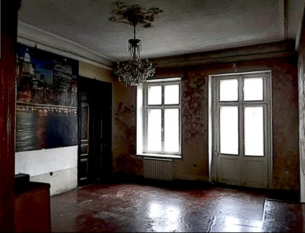 Чотирьохкімнатна двостороння квартира в історичній частині Одеси. Квартира з вид. Приморский. фото 3