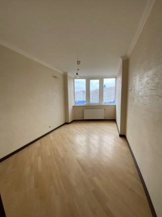 Продаж 4-кімнатної великогабаритної квартири на Поділлі з євроремонтом 
Простора. . фото 10