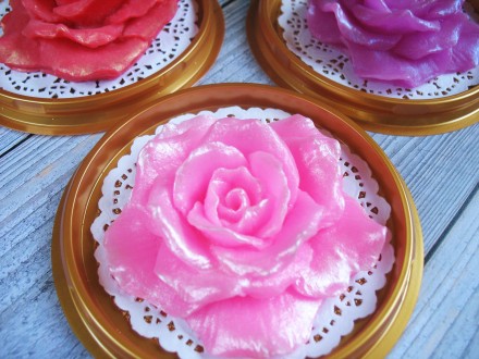 Отличный и необычный, ароматный подарок ручной работы в форме розы.

Мыло изго. . фото 4