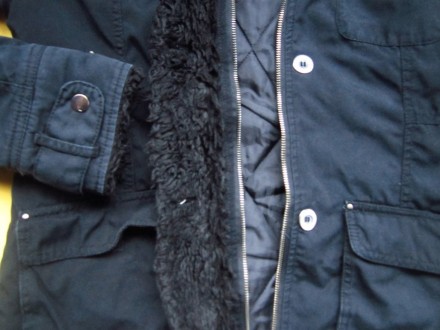 Фирменная куртка чёрного цвета с меховым воротником,100% коттон. Куртка на 2 сез. . фото 9