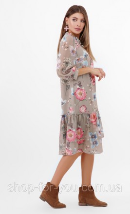 Свободное платье из шифона в цветочек с воланами по низу и рукавами 3/4
- Произв. . фото 6