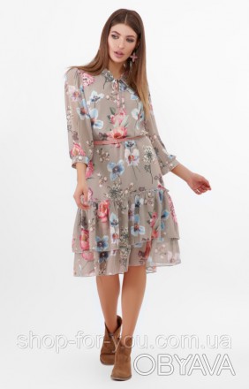 Свободное платье из шифона в цветочек с воланами по низу и рукавами 3/4
- Произв. . фото 1