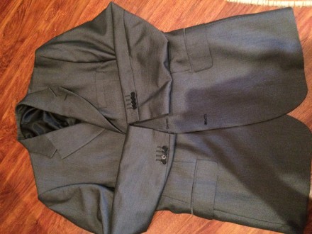 Строгий костюм фирмы Arber ,размер М,цвет серый. . фото 2