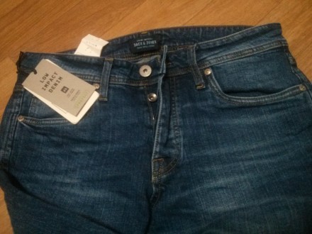 Новые джинсы Jack & Jones 
размер W30/L32 (обьем 30 , длина 32) 
Slim fit 
пр. . фото 3