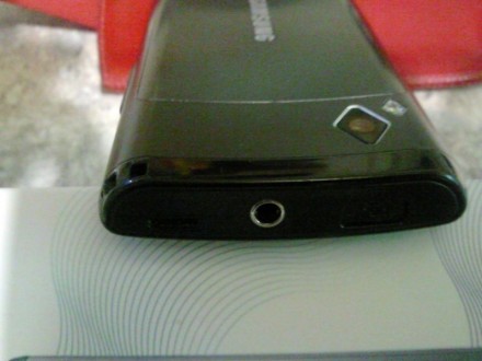 Продам оригинальный смартфон Samsung Wave S8500 в полной комплектации. Потертост. . фото 5