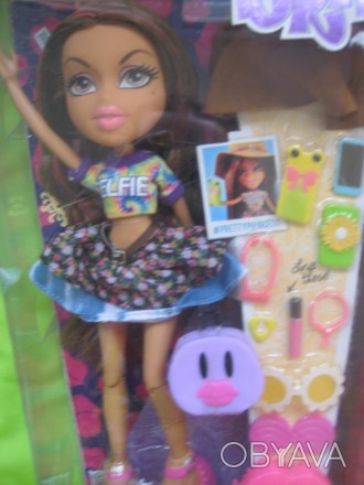 Продам новую в упаковке куколку   Bratz SelfieSnaps Doll- Yasmin.

Лучший пода. . фото 1