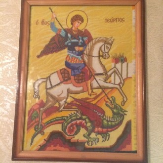 Святой Георгий-победоносец на коне пронзает пасть дракона. Картина в рамке. Подр. . фото 2