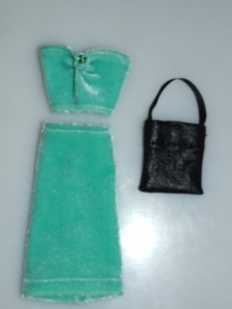 Комплект одежды для Барби - велюровая юбка, топ + сумочка. РУЧНАЯ РАБОТА. Новый.. . фото 3