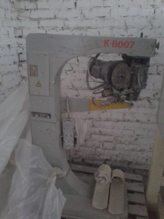 Проволокошвейная машина предназначена для сшивки проволочными скобами четырехкла. . фото 4