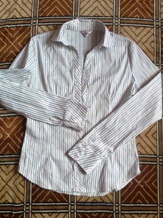 Рубашка, блузка 48-50р. белая с серыми полосками. Стильная рубашка в хорошем сос. . фото 2