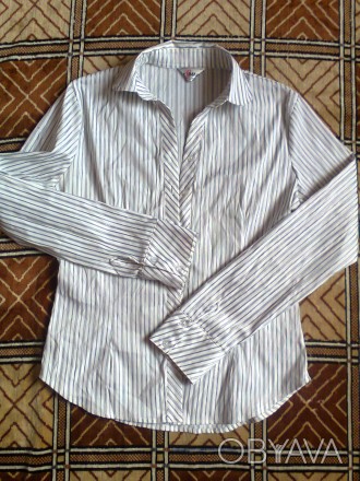 Рубашка, блузка 48-50р. белая с серыми полосками. Стильная рубашка в хорошем сос. . фото 1