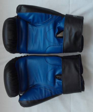 Продам практически новые боксёрские перчатки "СЕНАТ" в отличном состоянии, цвет . . фото 4