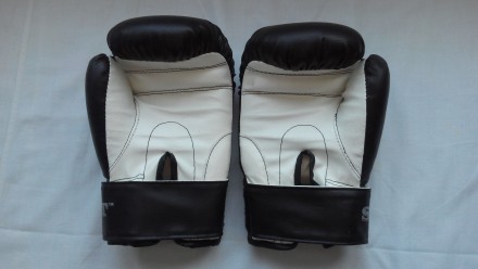 Продам практически новые боксёрские перчатки "СЕНАТ" в отличном состоянии, цвет . . фото 7