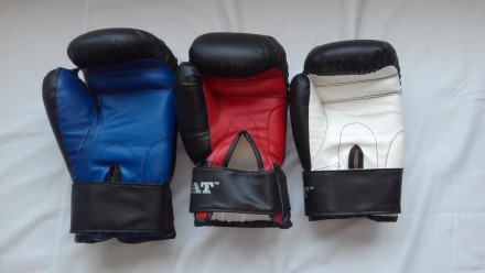 Продам практически новые боксёрские перчатки "СЕНАТ" в отличном состоянии, цвет . . фото 2