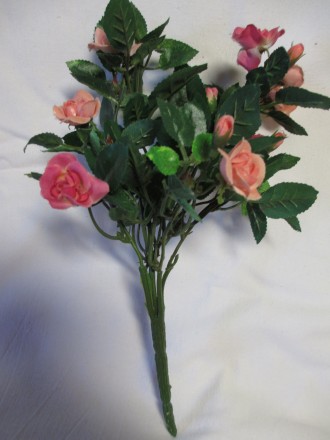 Искусственные букетики.Розы маленькие в бутонах и розочки мелкие,два вида,для до. . фото 8