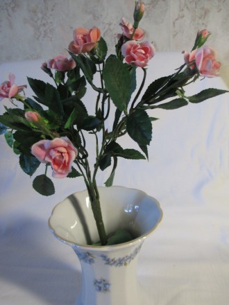 Искусственные букетики.Розы маленькие в бутонах и розочки мелкие,два вида,для до. . фото 6