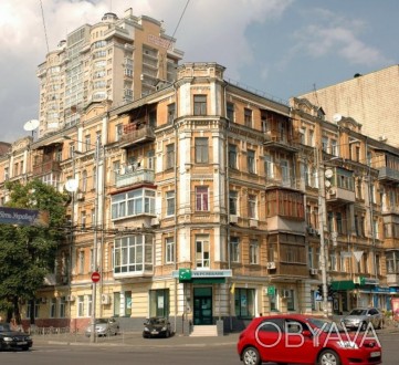 Продам 2 комнатную квартиру в центре столицы, ул. Жилянская, 104/24. 
Площадь 46. . фото 1