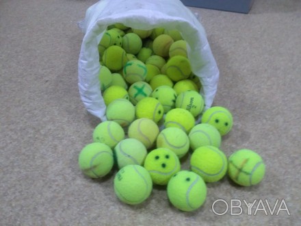 Игранные брендовые теннисные мячи. Около сотни. Для игры на счет - не айс,  для . . фото 1