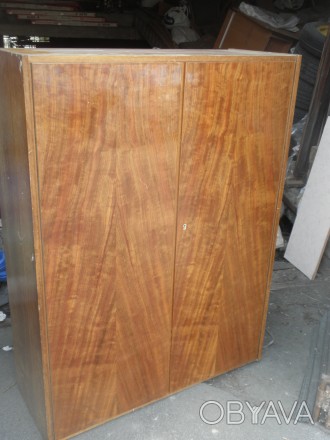 Шкаф деревянный размеры высота 134 см, длина 101 см, ширина 40 см. состояние на . . фото 1