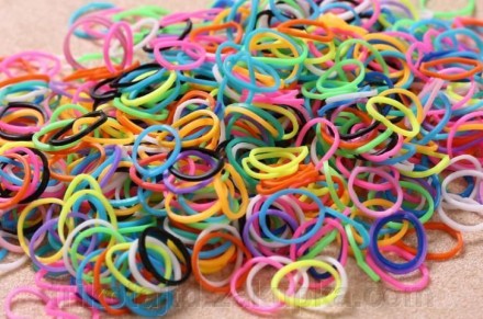 Резиночки для плетения браслетов,игрушек и т.д.
В наборе резиночки, крючки(заст. . фото 6