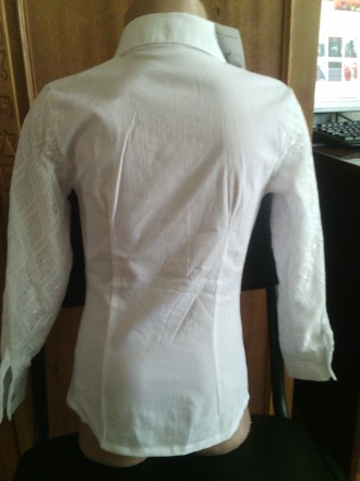 Красивая, нарядная блузка для девочки, длина по спинке 50 см, рукав от плеча 44,. . фото 6
