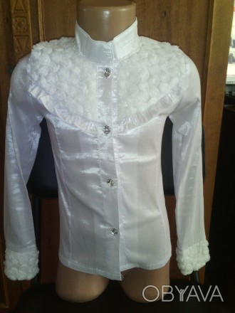 Нарядная красивая блузка для девочки, длина по спинке 46, рукав от плеча 45, тка. . фото 1