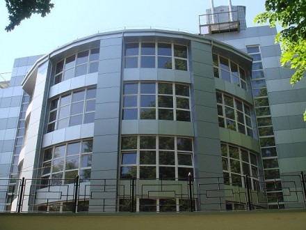 Отдельное стоящее 4-х этажное административное здание для бизнеса и досуга, расп. Гагарина. фото 3