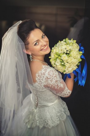 Продам біле корсетне весільне плаття від знаменитого дизайнера Оксани Мухи з від. . фото 6