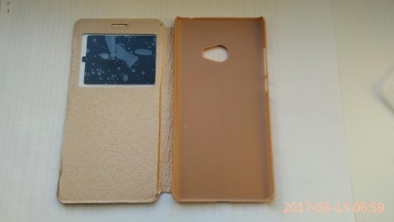 Продам чехол-книжку для Xiaomi Mi Note 2 5.7" золотого цвета. Новый.. . фото 4