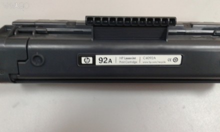 Картридж HP C4092A для LaserJet 1100\3200

Пустой оригинальный картридж HP C40. . фото 1